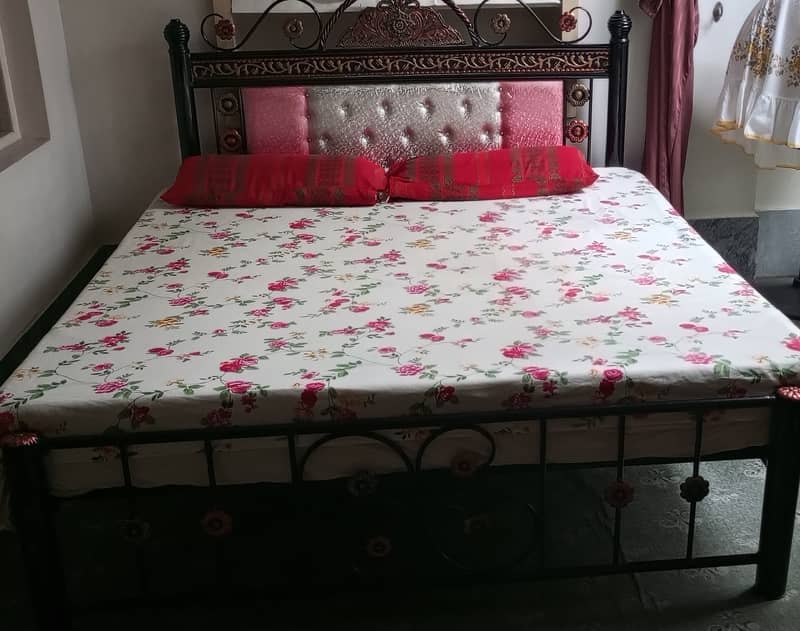 Double bed 1