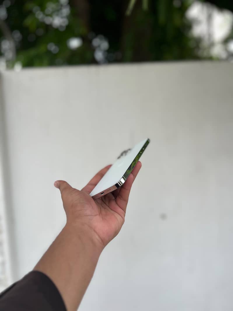 iphone 13 pro max sim lock 1