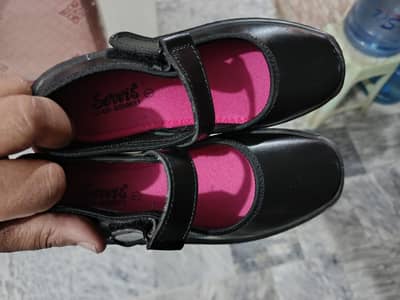 just 4 hours used shoes