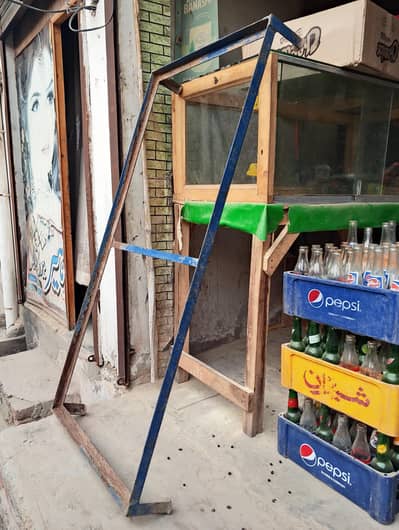 D Freezer stand