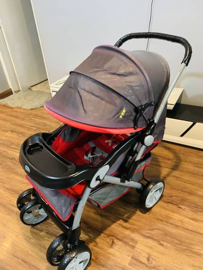 imported  branded 10/10 condition baby pram/ stroller