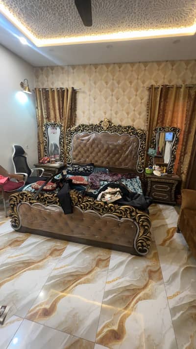 Big Cobra Bed Set