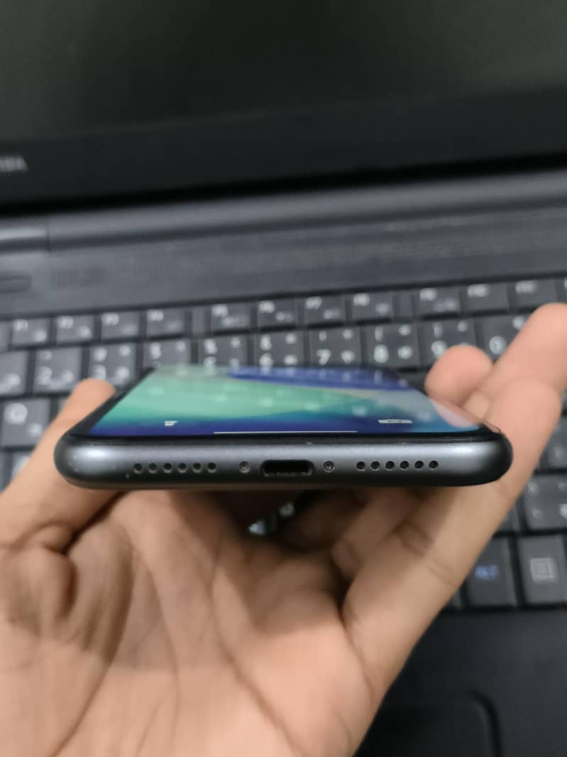 Apple iPhone 11 1