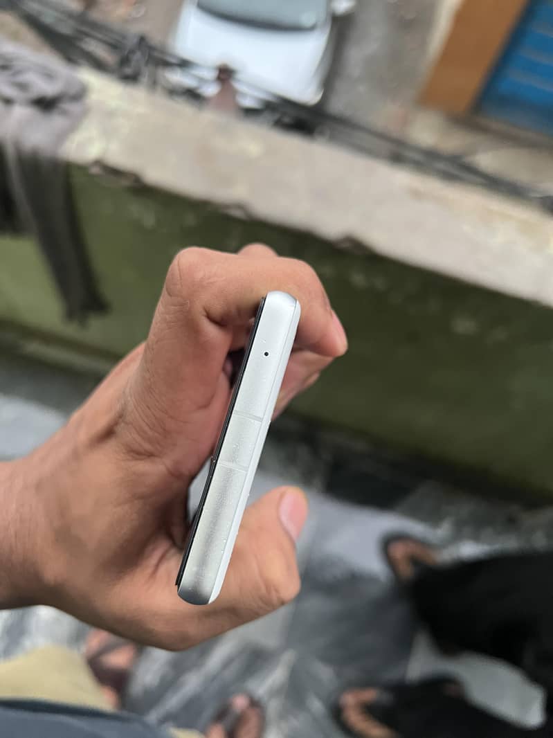 Google Pixel 7a 0
