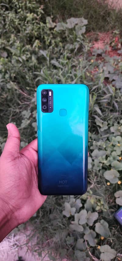 Infinix Hot 9 Play