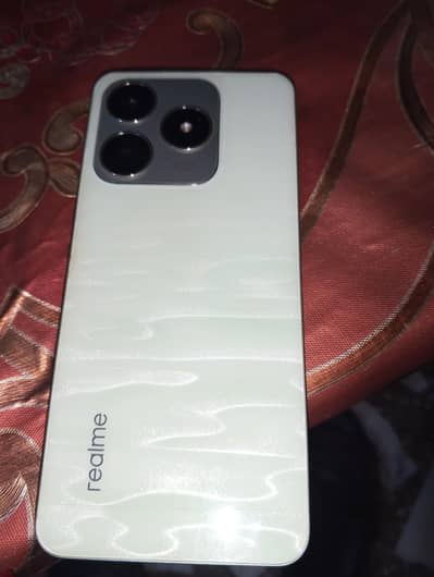 Realme C63