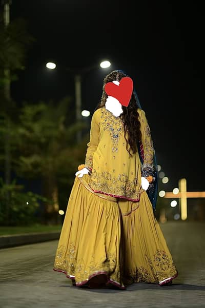 Designer: tahzeeb boutique original dress top condition