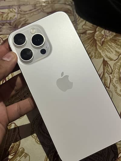 iPhone 15 Pro Max