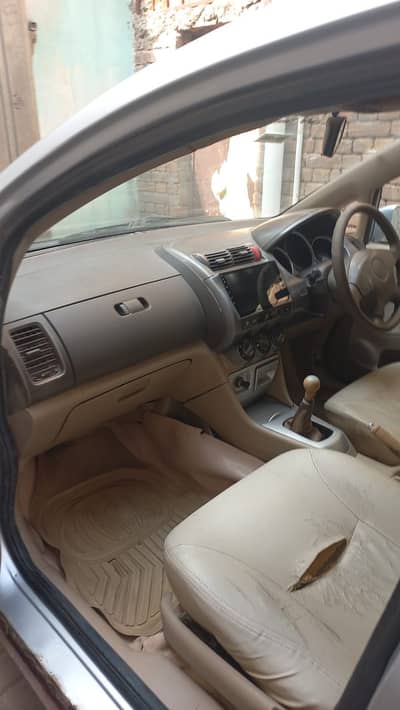 Honda City 2004 best for investors