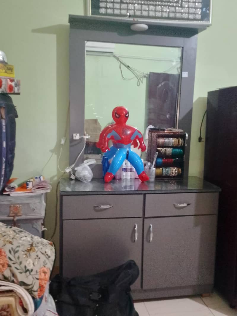 Dressing table 1