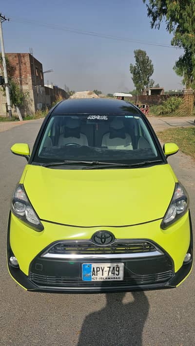 Toyota Sienta X 2015
