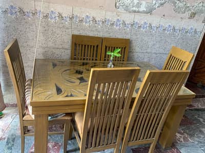 6 persons dining table
