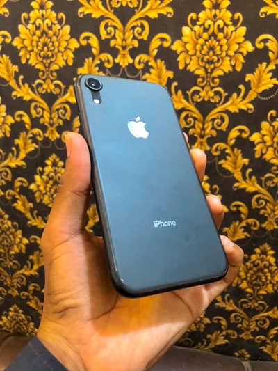 Apple iPhone XR