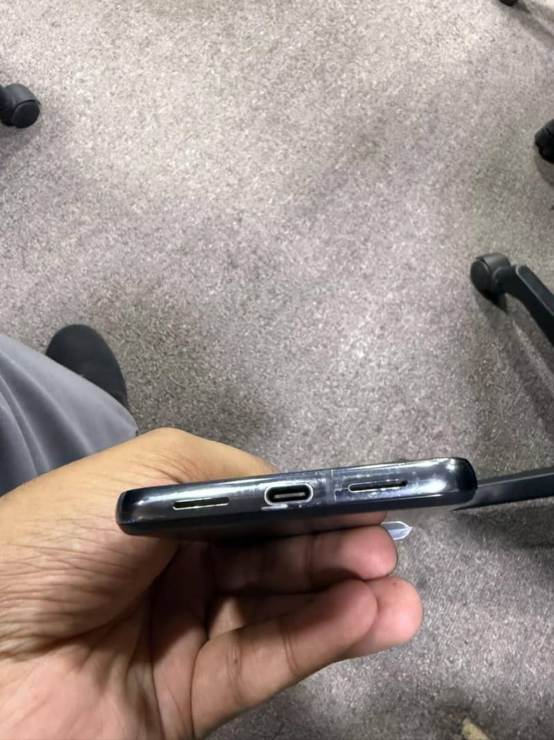 Google Pixel 8 Pro 7