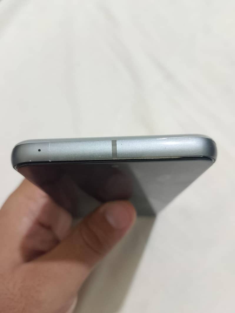 Google Pixel 8 3