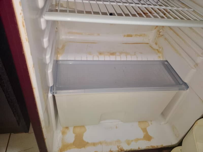 Orient fridge 4