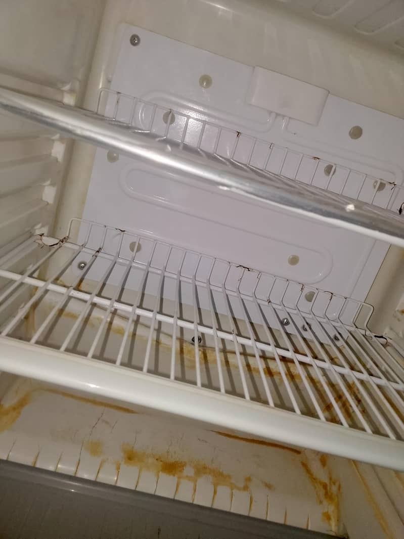 Orient fridge 5