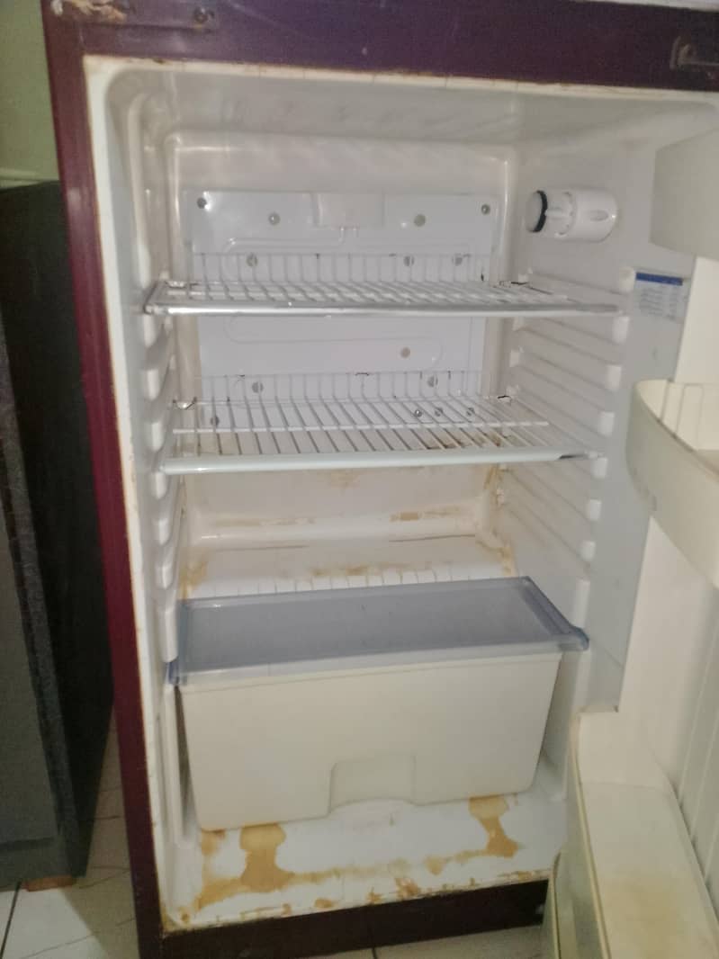 Orient fridge 6