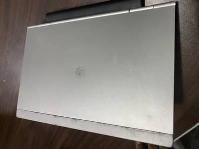 Core i5 4 gb ram 160 hard