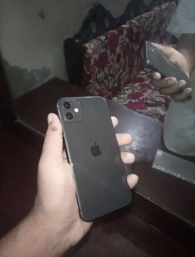 Apple iPhone 11