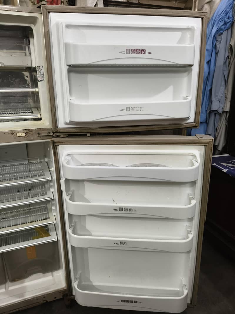 Full size Fridge 7