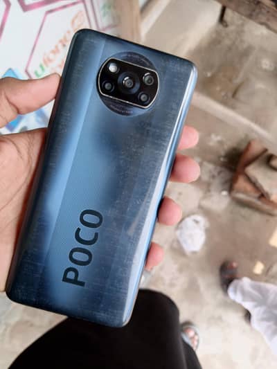 Xiaomi POCO X3 NFC 6gb 128 gb room