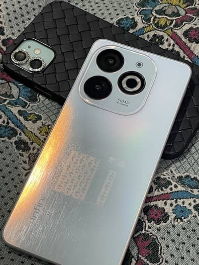 Infinix Smart 8 Pro