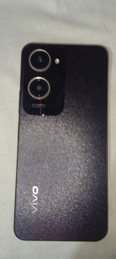 Vivo Y18
