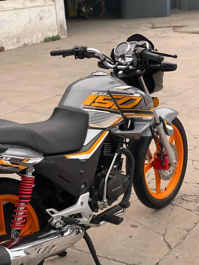 CB 150 F 2025/26