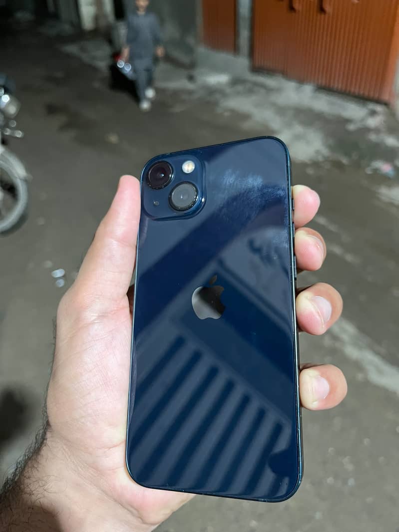 Apple iPhone 13 3