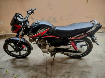 Honda cb125f Dec 2019 low mileage bike
