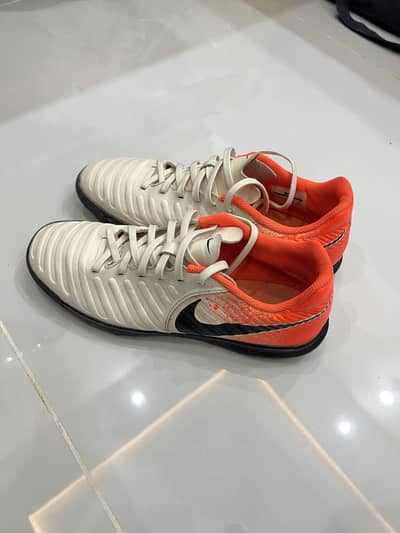 Nike Tiempo Legend 7, Size: UK 7