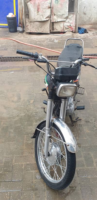 Honda CG 125 – 2016 Model (Hyderabad Number)