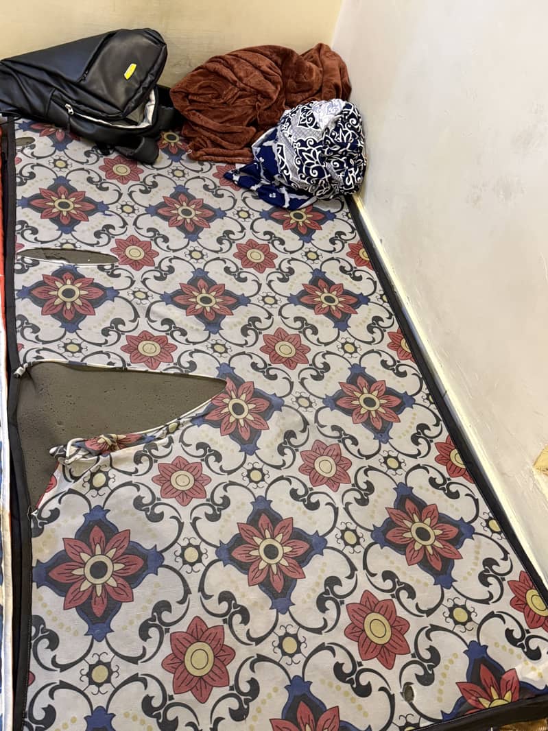 Mattresses 0