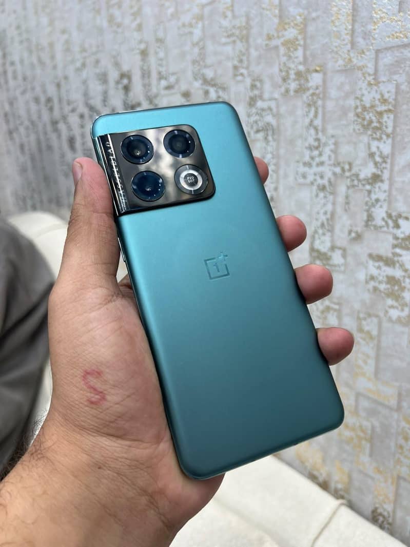 One Plus 10 Pro 0