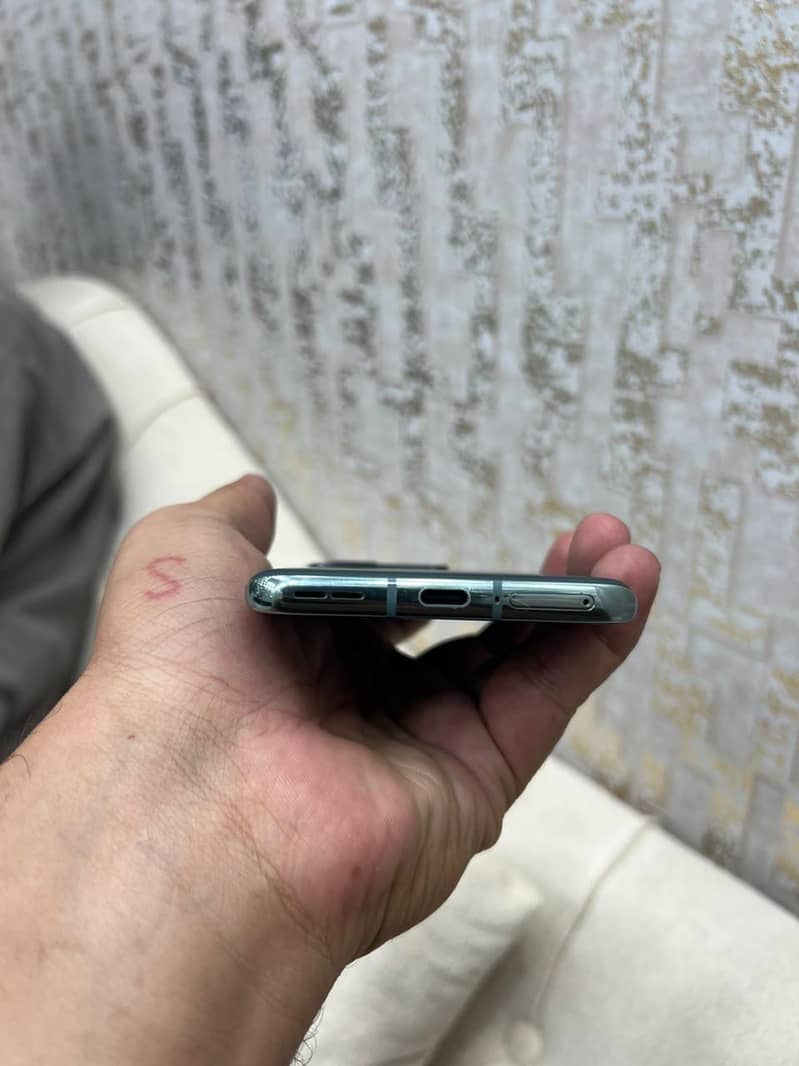 One Plus 10 Pro 3