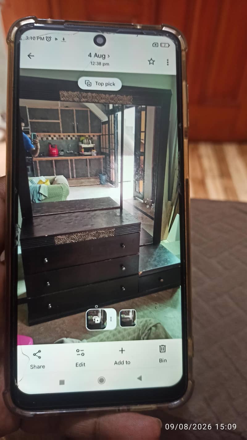 dressing with Mirror 1