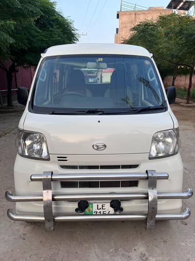 Daihatsu Hijet 2013 Total janwan ik pach ha drwaza pa