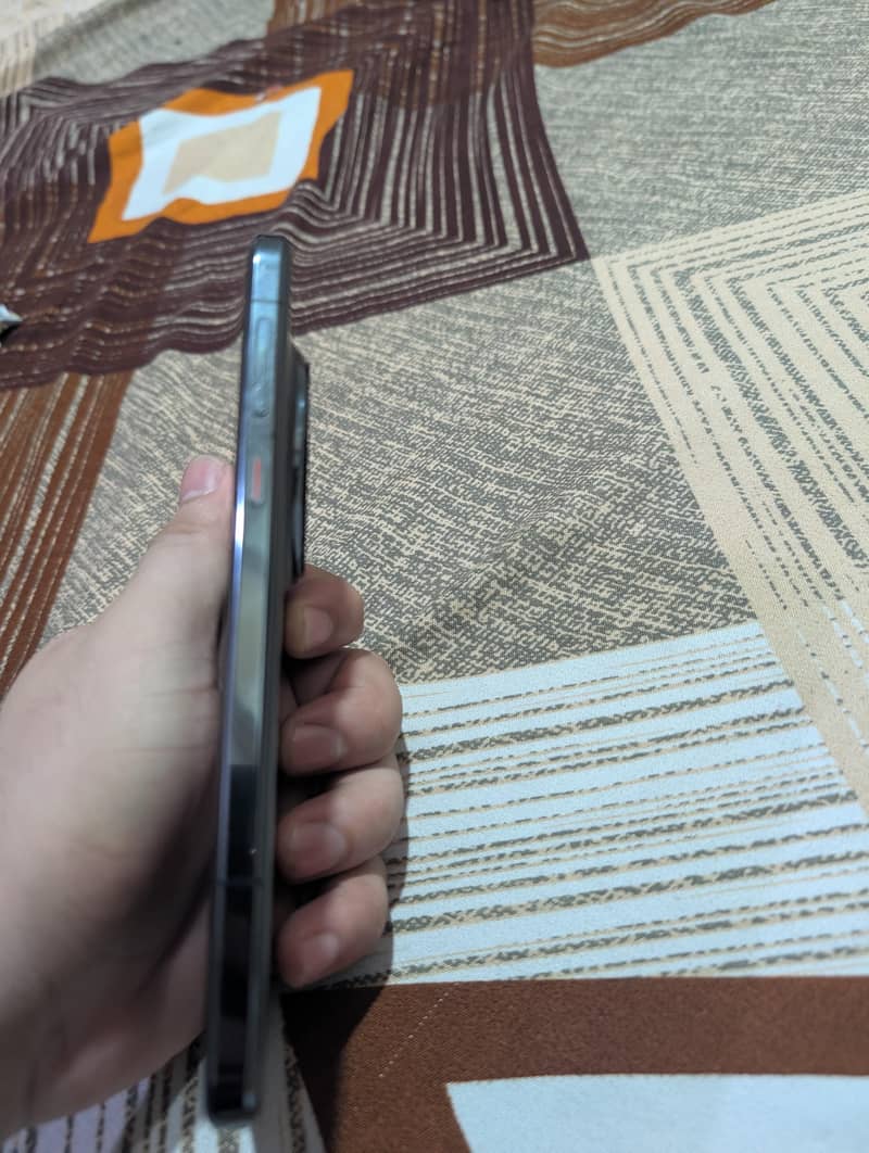 Honor Magic7 Pro 6
