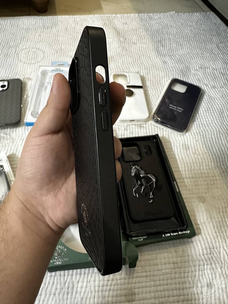 iPhone 13 Pro cases 7