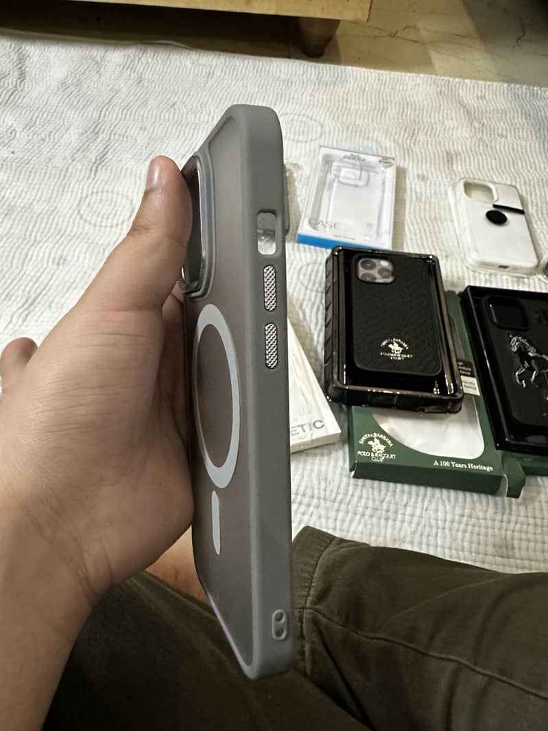 iPhone 13 Pro cases 10