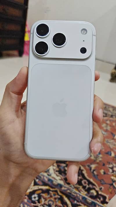 Apple iPhone 17 Pro