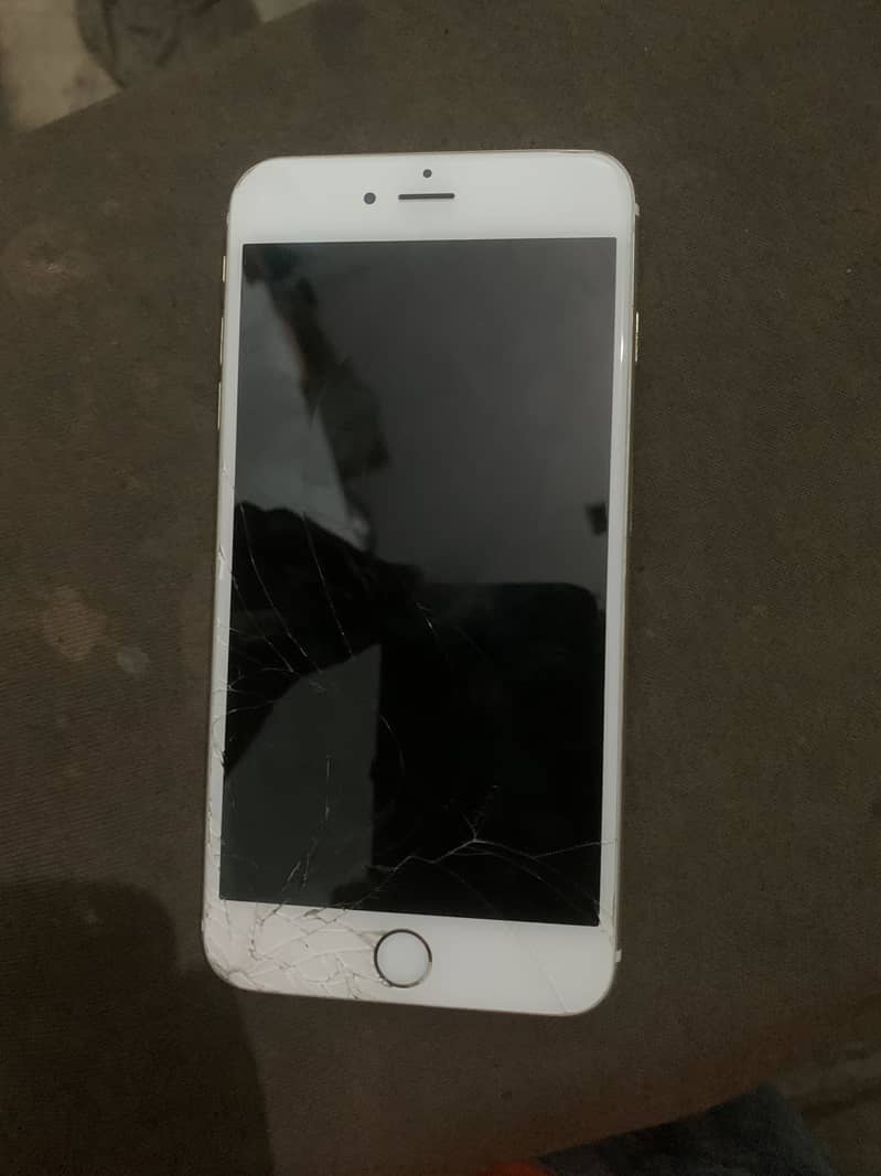 Apple iPhone 6 Plus 0