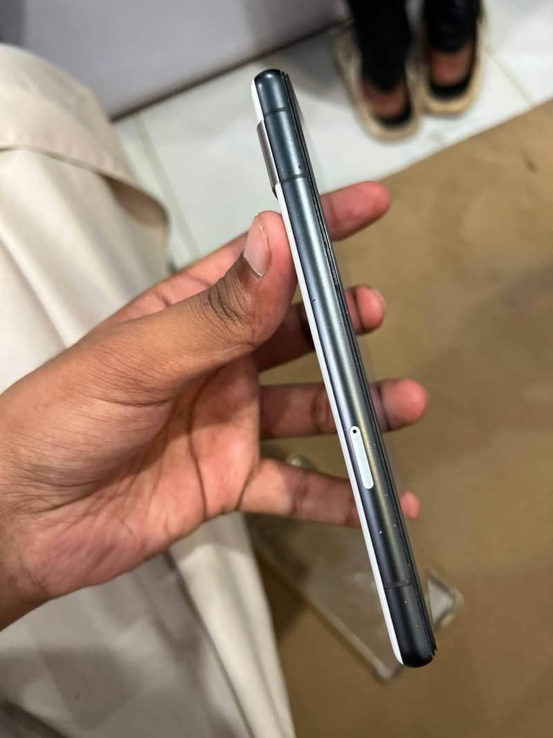 Google Pixel 7a 3