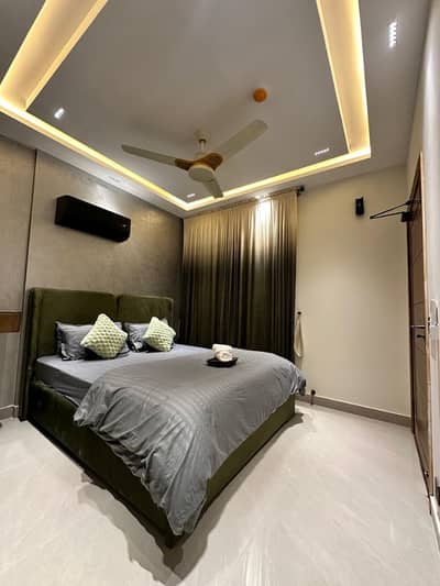 2 Bedrooms Luxury Furnished Apartment is Available For Rent in Bahria Town Lahore