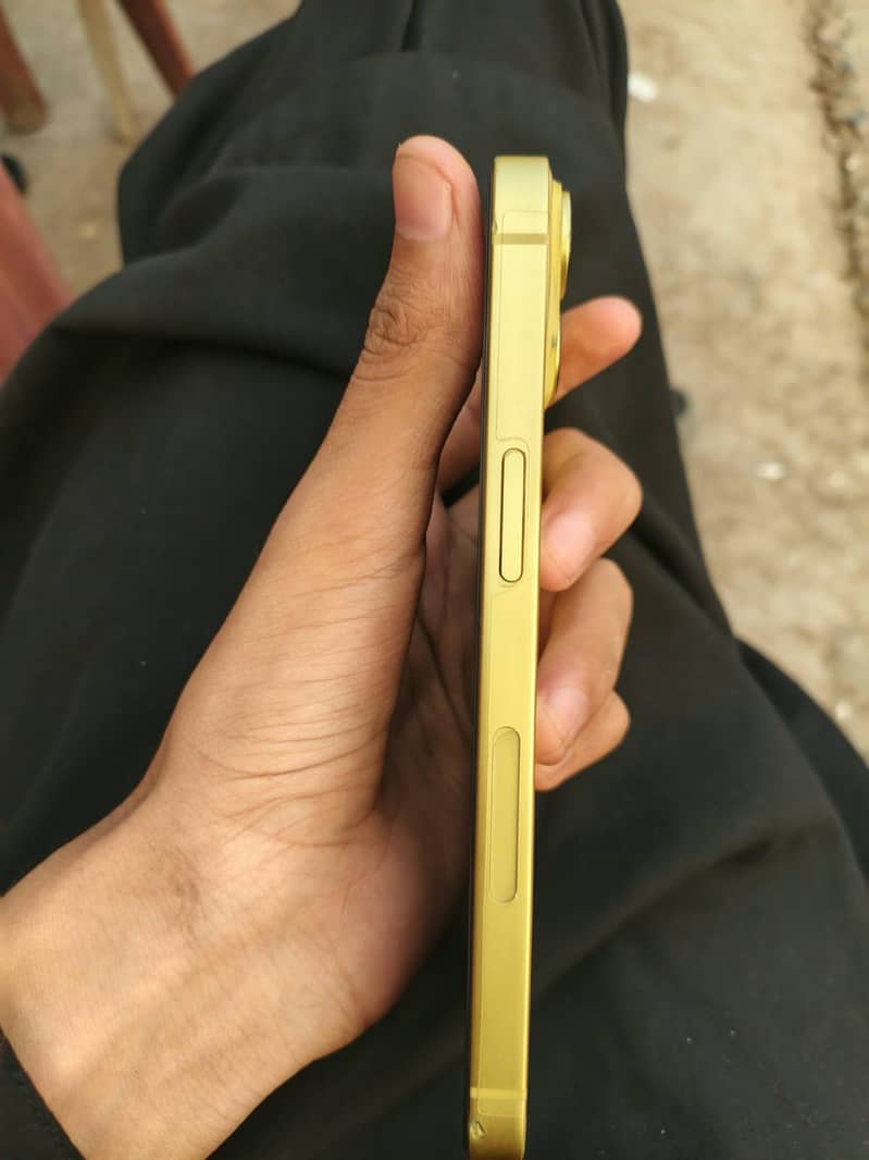 Apple iPhone 14 0