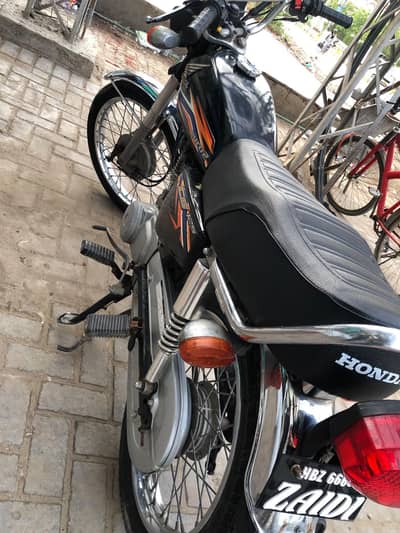Honda 125 2018 full geniun