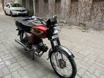 Honda cd 70 clean bike