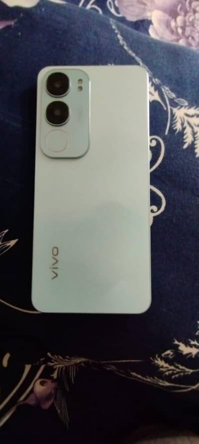 vivo y19s.   6/128