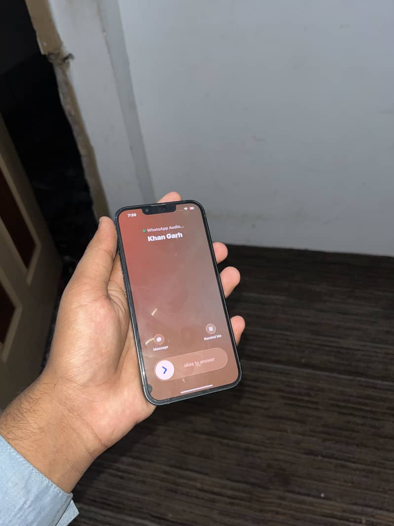 iPhone 13 2
